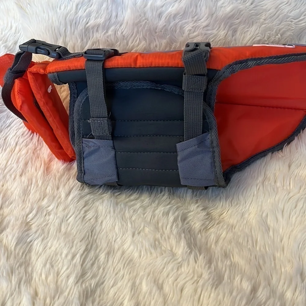 Outward hound  granby splash life jacket Orange and gray colors Nice jacket